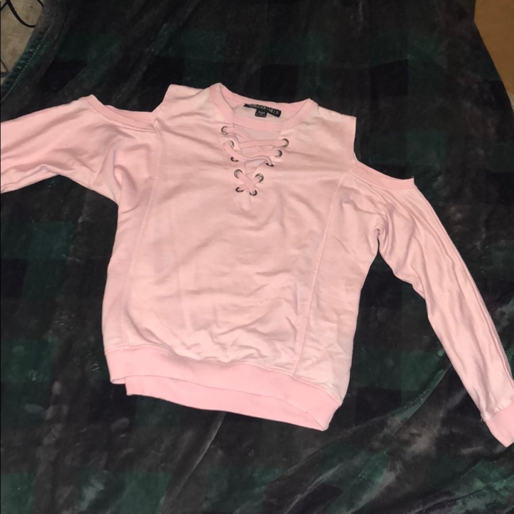 Pink shoulderless top